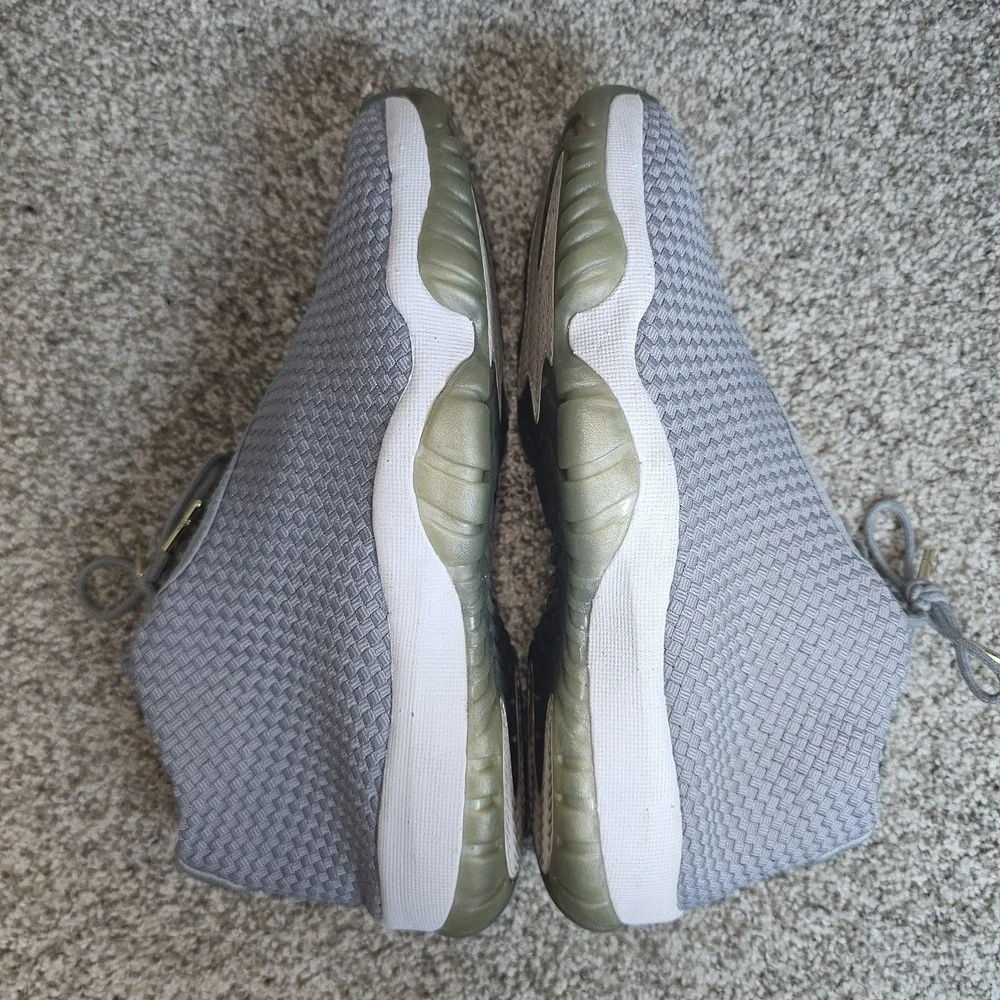 Nike Air Jordan Future Low Wolf Grey White 656503-004 Men's Size 8.5 With Box